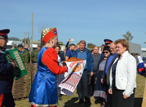 14 октября 2018г  в Кривянском сельском поселении отметили праздник Покрова Пресвятой Богородицы и День станицы.
